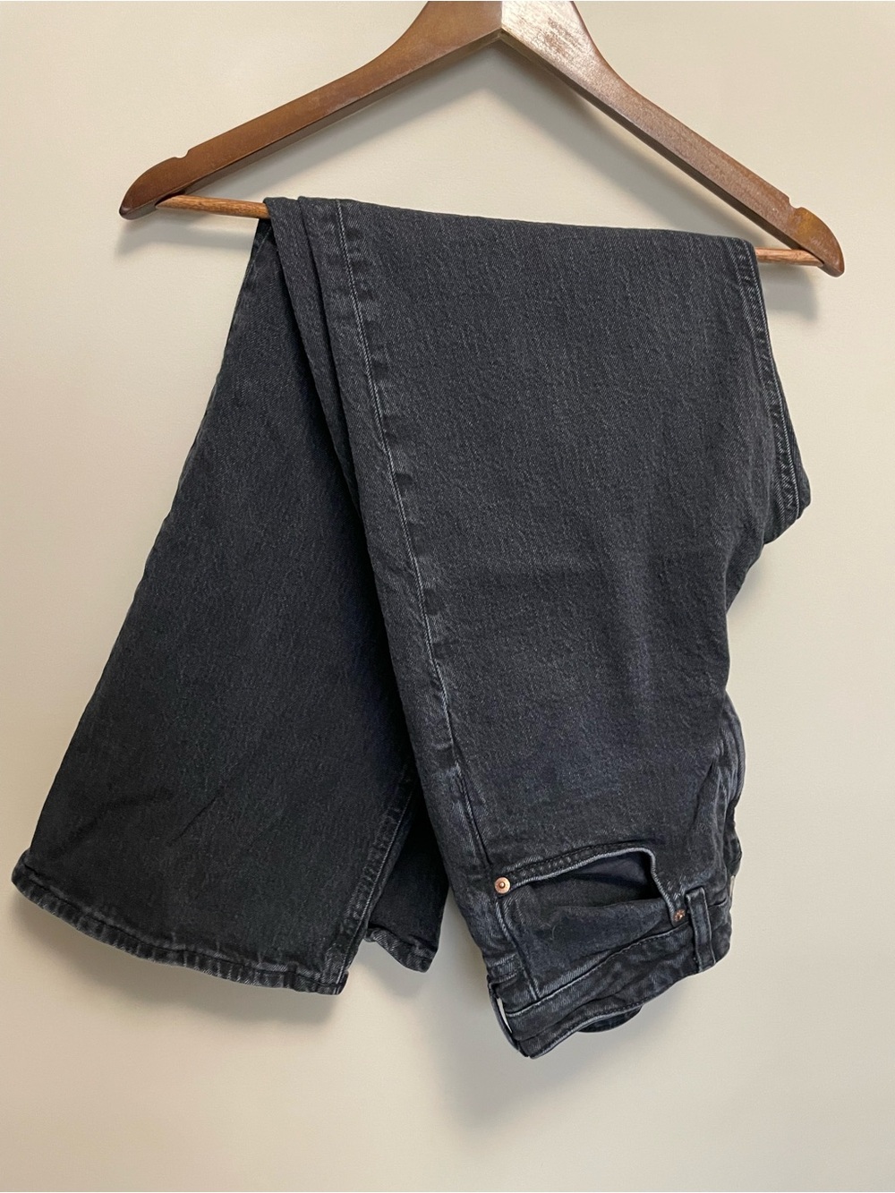 H&M Black Denim Wide Leg Jeans Women’s Size 8